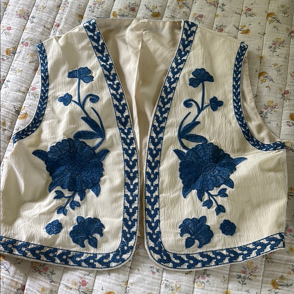 Floral Embroidered Vest